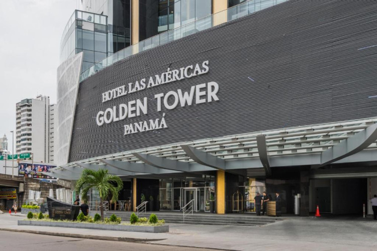 las-americas-golden-tower-panama-b129911eb2b3240a.jpeg