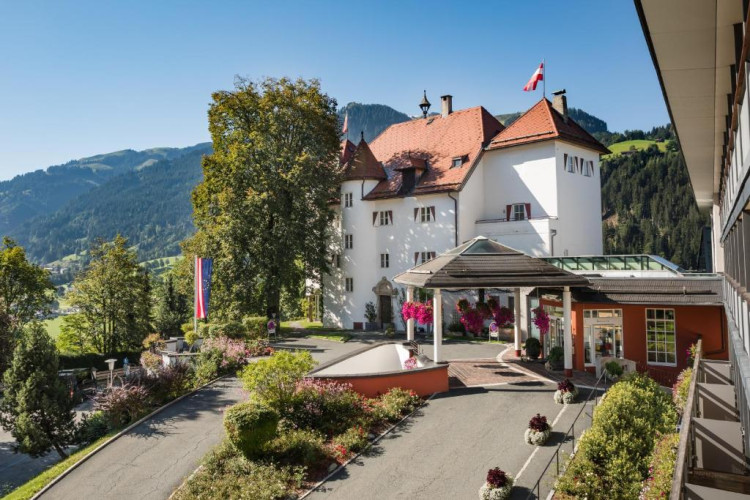 lebenberg-schlosshotel-e1568b38a461329c.jpeg