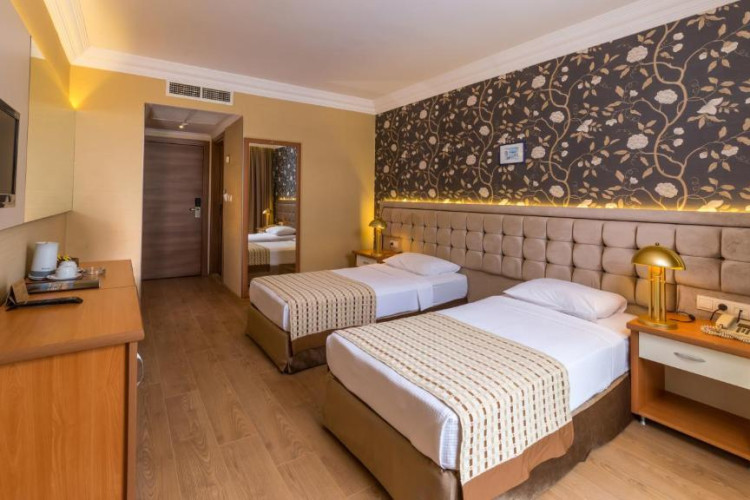 Letoile Beach Hotel