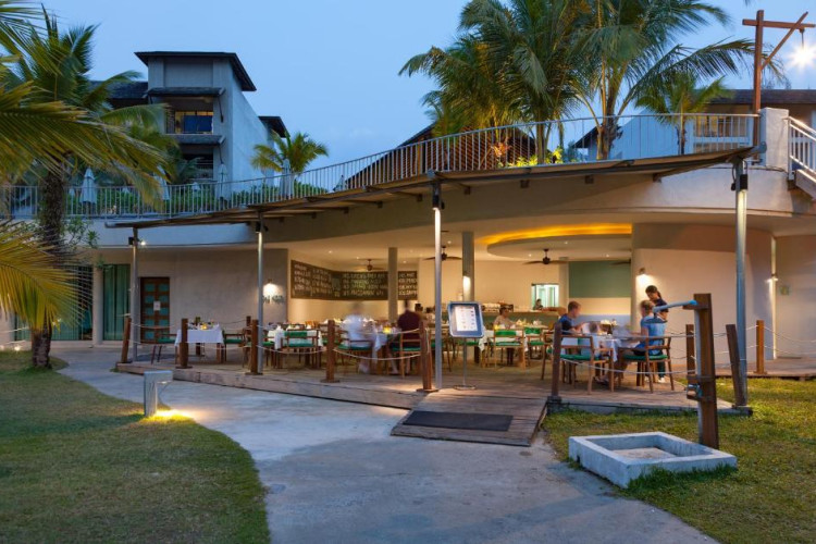mai-khaolak-beach-resort-spa-c9e404c1b4e6e8db.jpeg