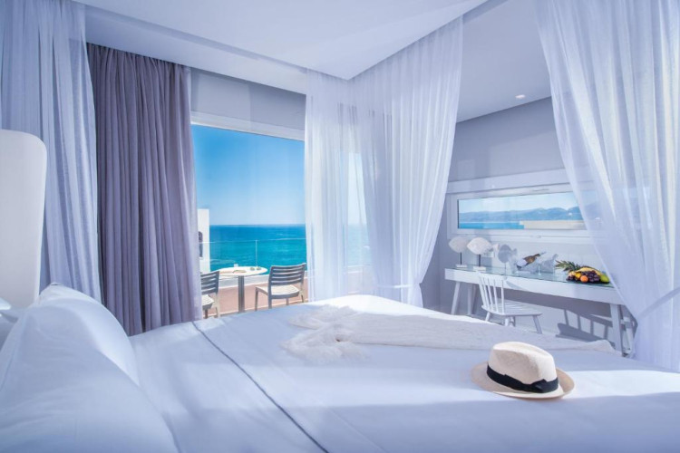 Mari Kristin Beach Hotel (Adult's Only, 15 +)