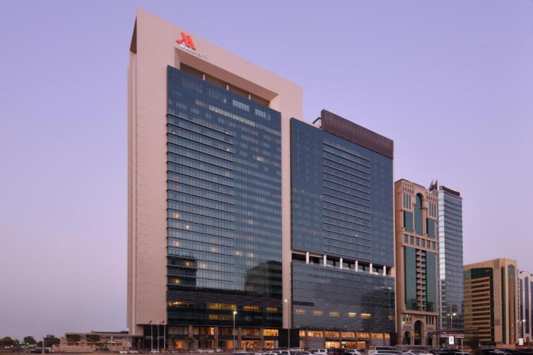 marriott-executive-apartments-downtown-abu-dhabi-b13f10a239492d76.jpeg