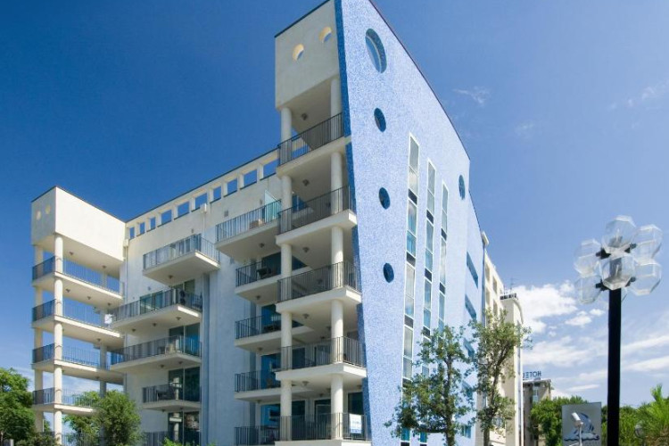 mercure-rimini-lungomare-f7763c7f03e208d6.jpeg