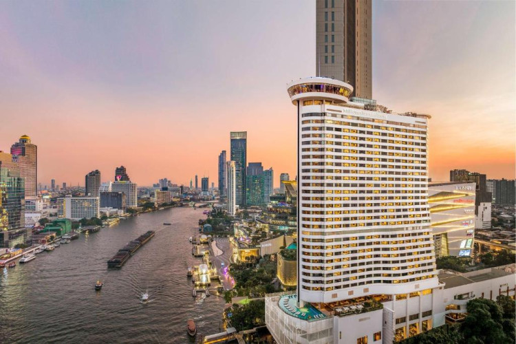 millennium-hilton-bangkok-375263bd8e2a4231.jpeg