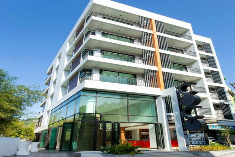 moxi-boutique-hotel-afd2b494b2dbcbe2.jpeg