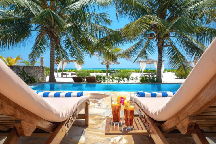 next-paradise-boutique-resort-37dd2496621bc88e.jpeg