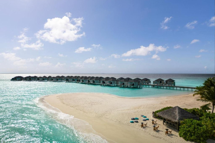 nh-collection-havodda-resort-maldives-00a61da874d381f0.jpeg