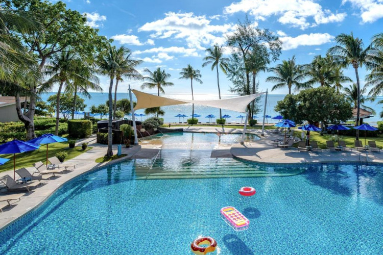 OZO Chaweng Samui