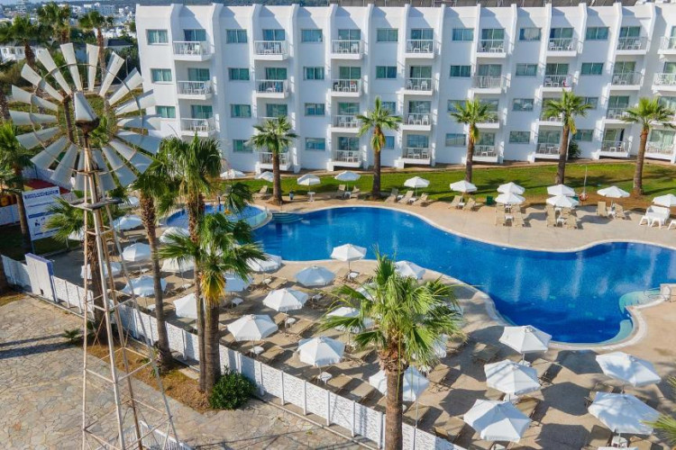 papantonia-hotel-2afc0bec96b1e106.jpeg
