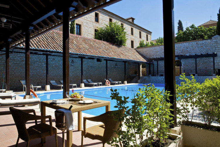 parador-de-chinchon-0b428f024b28c2f6.jpeg