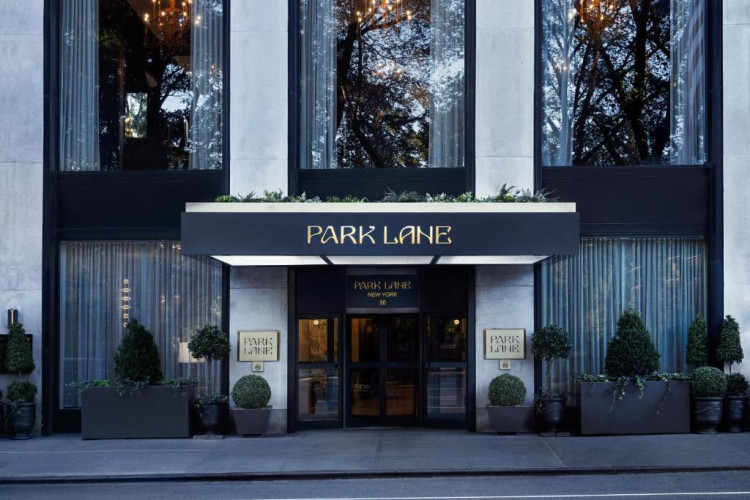 park-lane-hotel-new-york-74b6fd92b68b0621.jpeg