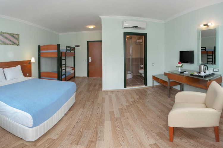 Petunya Beach Resort