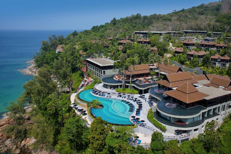 pullman-phuket-arcadia-naithon-beach-e46472bbe1c0faee.jpeg