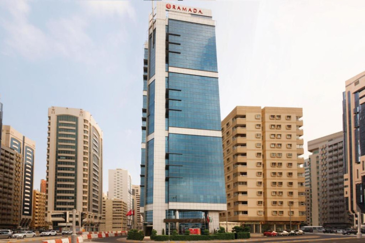 ramada-by-wyndham-abu-dhabi-corniche-c086c343587f9923.jpeg