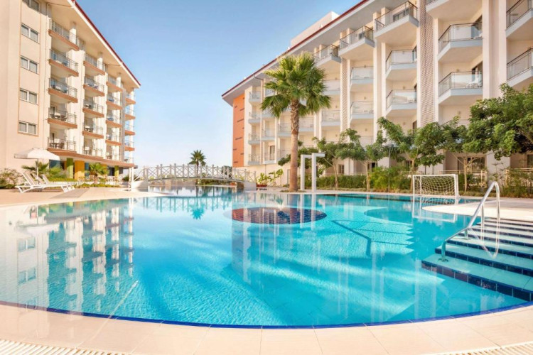 Ramada Hotel and Suites By Wyndham Kusadasi