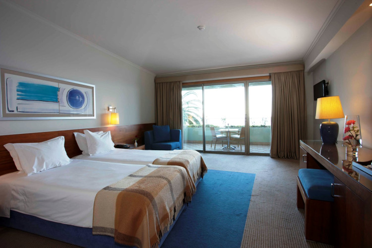 Regency Cliff Hotel
