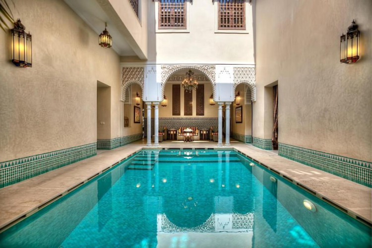riad-kniza-82ccc1f4ed6e430b.jpeg