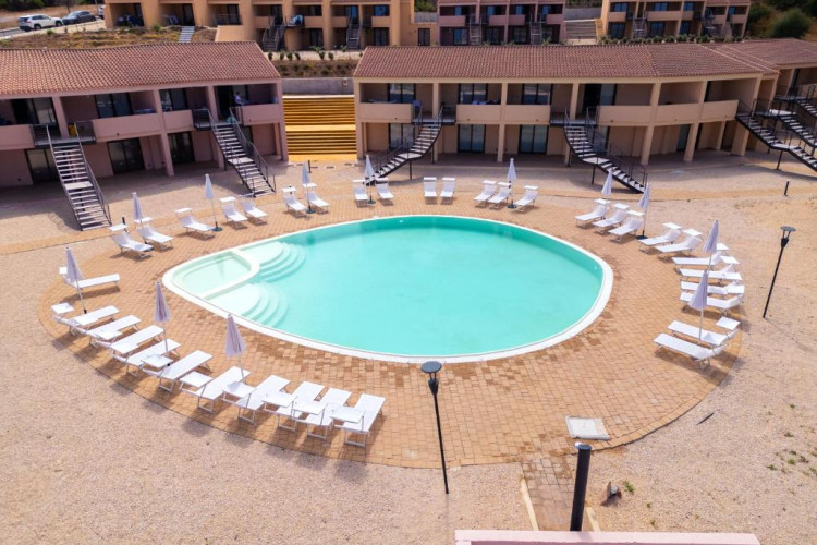 rocce-rosse-residence-51381b91ea93181a.jpeg