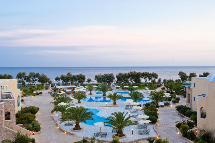 Santo Miramare Beach Resort