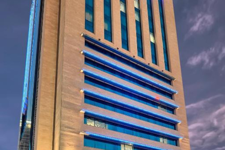 Saraya Corniche Hotel