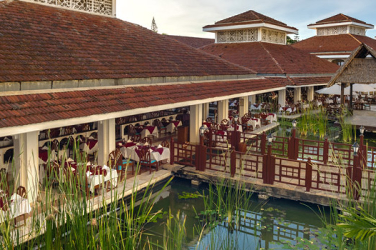 Sarova Whitesands Beach Resort