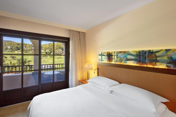 sheraton-mallorca-arabella-golf-hotel-a50dd4fe4bc79b51.jpeg