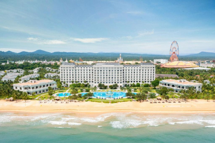 sheraton-phu-quoc-long-beach-resort-56759cc3e52920f7.jpeg