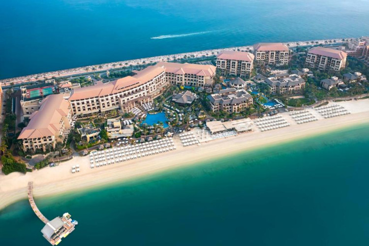 sofitel-dubai-the-palm-d84f5254b72a4a7a.jpeg