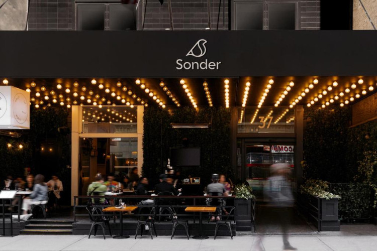 sonder-henri-on-24-a7510af9804a8d0c.jpeg