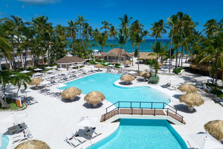 sunscape-coco-punta-cana-65a083fde2ed825c.jpeg