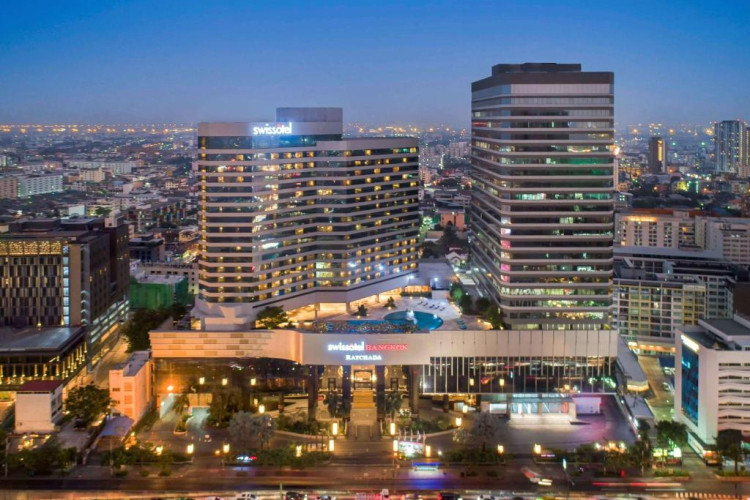 swissotel-bangkok-ratchada-550eedb2894ec10d.jpeg