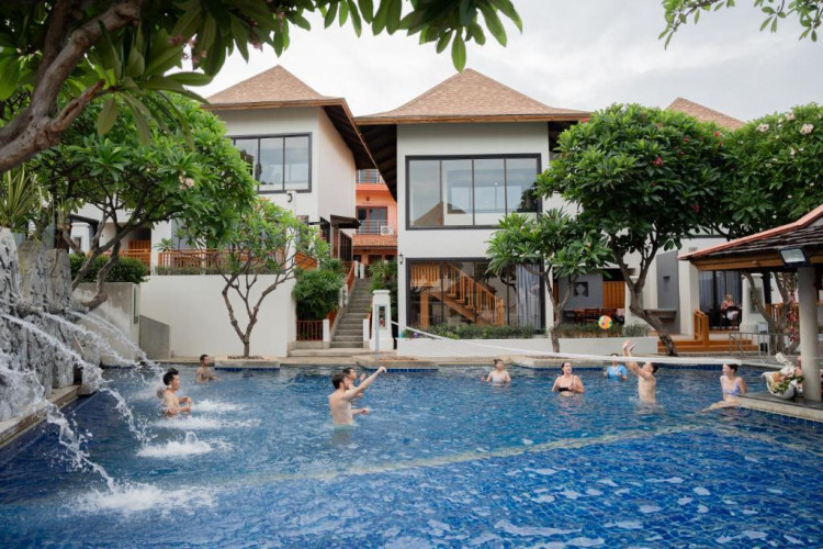 the-briza-beach-resort-samui-9d1869cc3a4f453b.jpeg