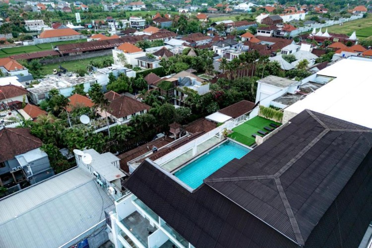 the-capital-hotel-and-resort-seminyak-8d647ecda39444ae.jpeg