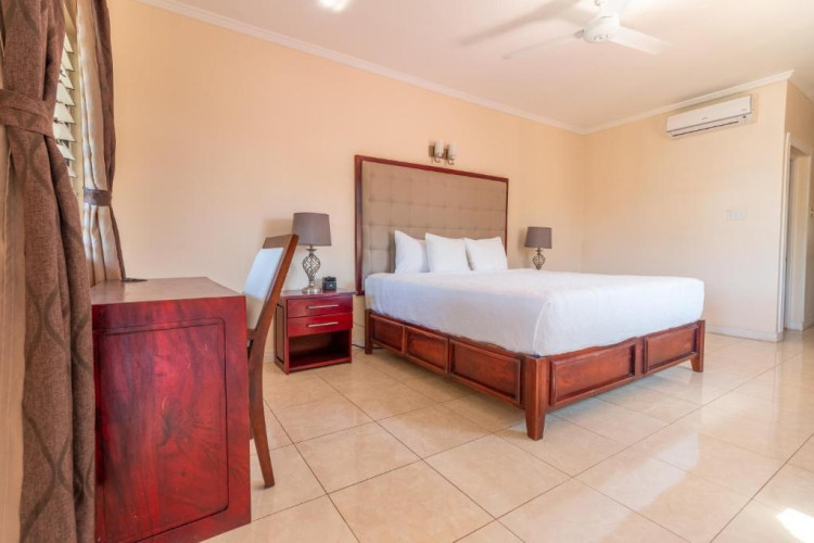 Travellers Beach Resort