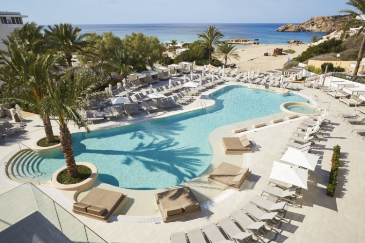 tui-blue-tarida-beach-1826fcdf644a161d.jpeg