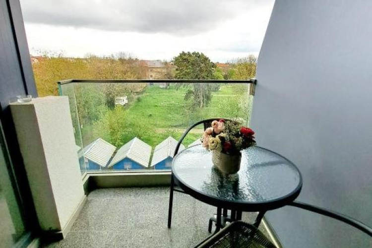unitate-balcon-b9db3bc1a14209ac.jpeg