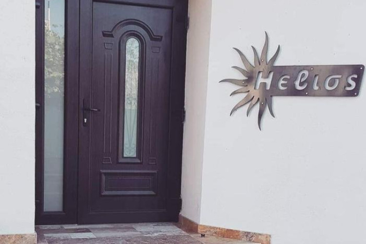 Casa HELIOS camere de inchiriat cm