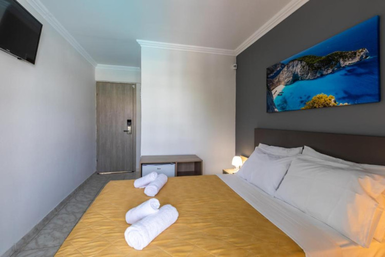 Cameo Beach Resort