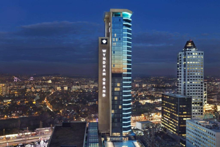 wyndham-grand-istanbul-levent-3c371b2e42af81dc.jpeg