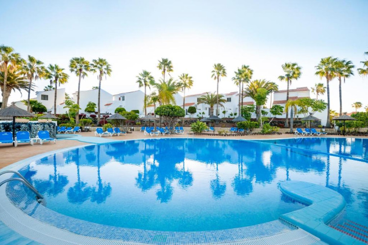 wyndham-residences-tenerife-golf-del-sur-b6dcbbc39e6cb44c.jpeg