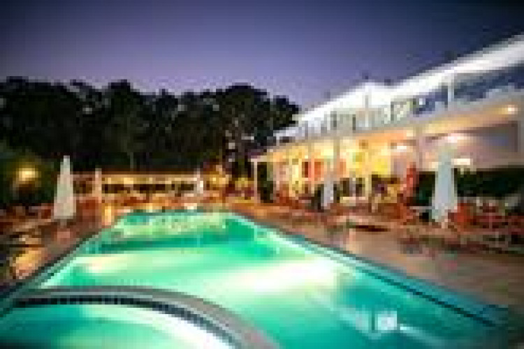 zeus-paradise-beach-hotel-64a5a93afd76a0fa.jpeg