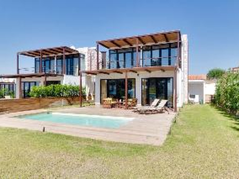 Esperanza Villas