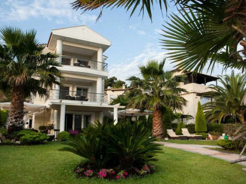 Sun Residence - Seaside Hotel  Suites