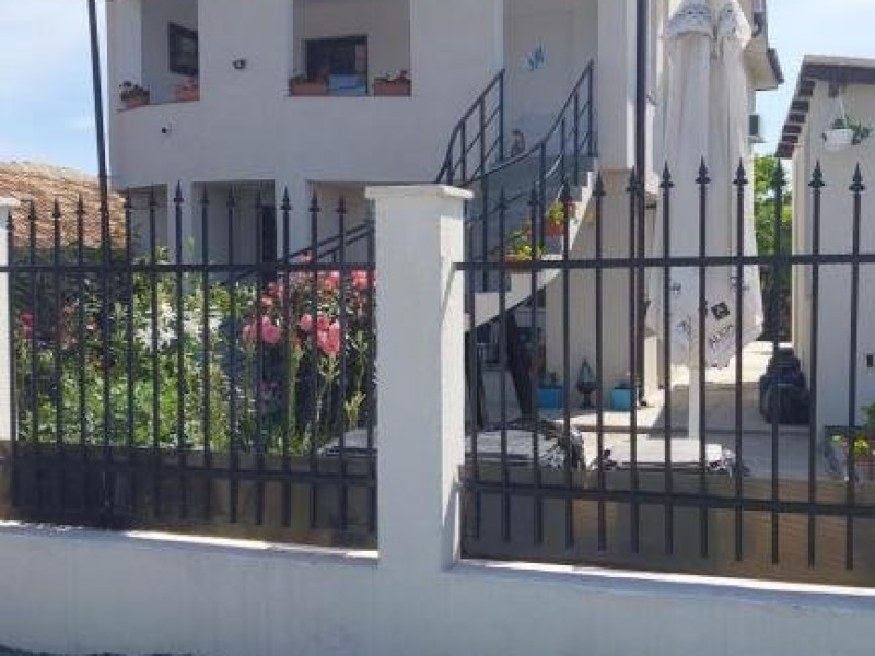 3M Vila (Camere de inchiriat) cm