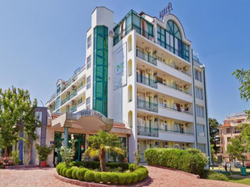 PERLA PLAZA