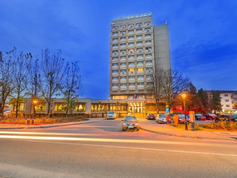 HOTEL CETATE.