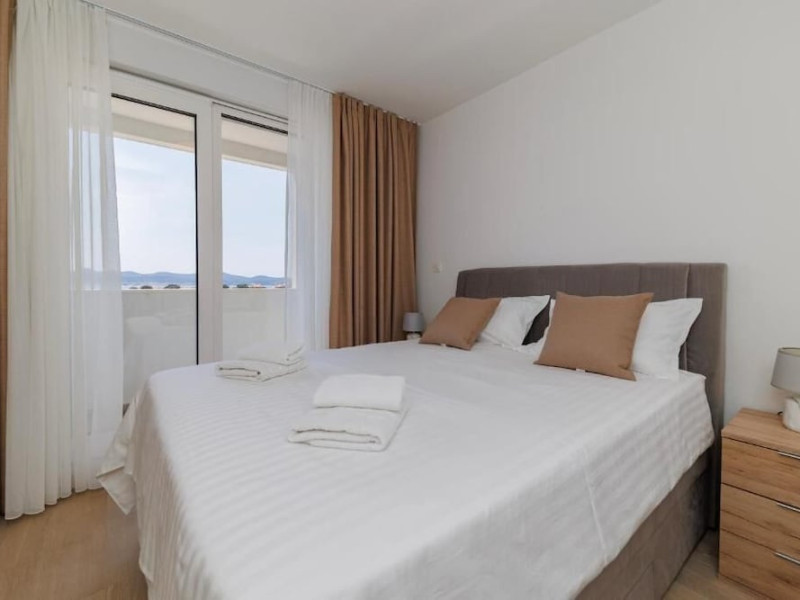 365 Sunsets Apartment by Belmont Realty