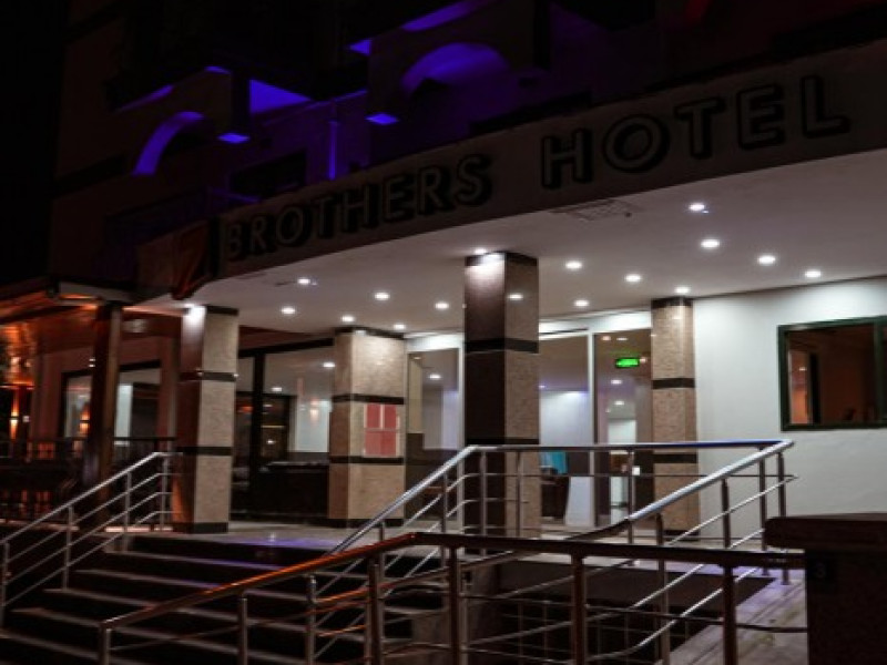 7 Brothers Hotel