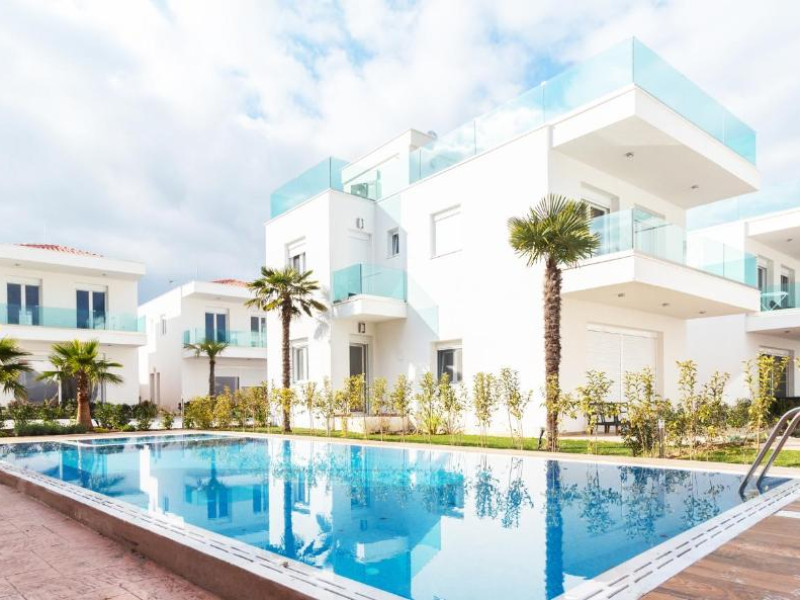 ACROTEL Porto Brava Luxury Villas