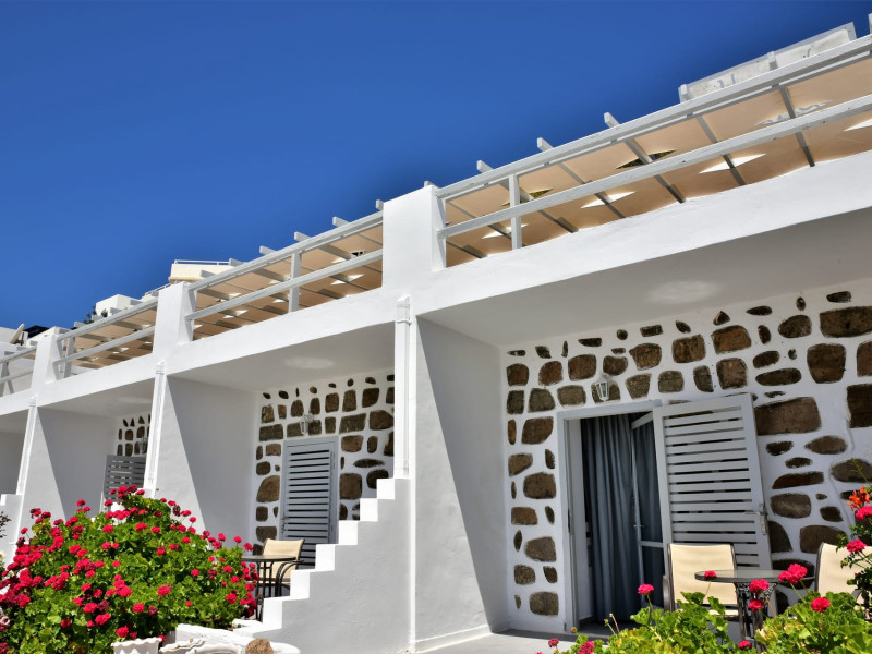 Adamas Hotel